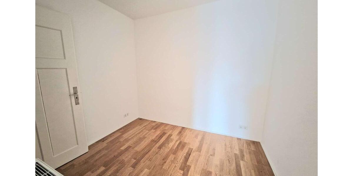 Dachgeschoßwohnung Stuttgart Stuttgart-Mitte - 5 Zimmer, 134 m&sup2;, 2.796&euro; | Angebot:24659602
