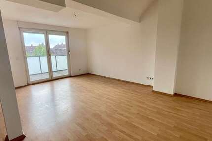 Wohnung Rüsselsheim - 4 Zimmer, 103 m&sup2;, 1.125&euro; | Angebot:27151316