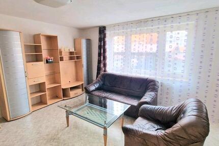 WG Zimmer 27m2 in 3 Zimmer Wohnung 109 m2. 3 zimmer