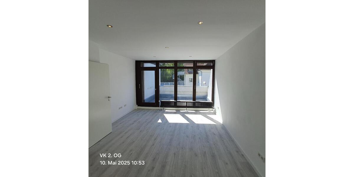 Etagenwohnung Völklingen - 4 Zimmer, 110 m&sup2;, 900&euro; | Angebot:24887859