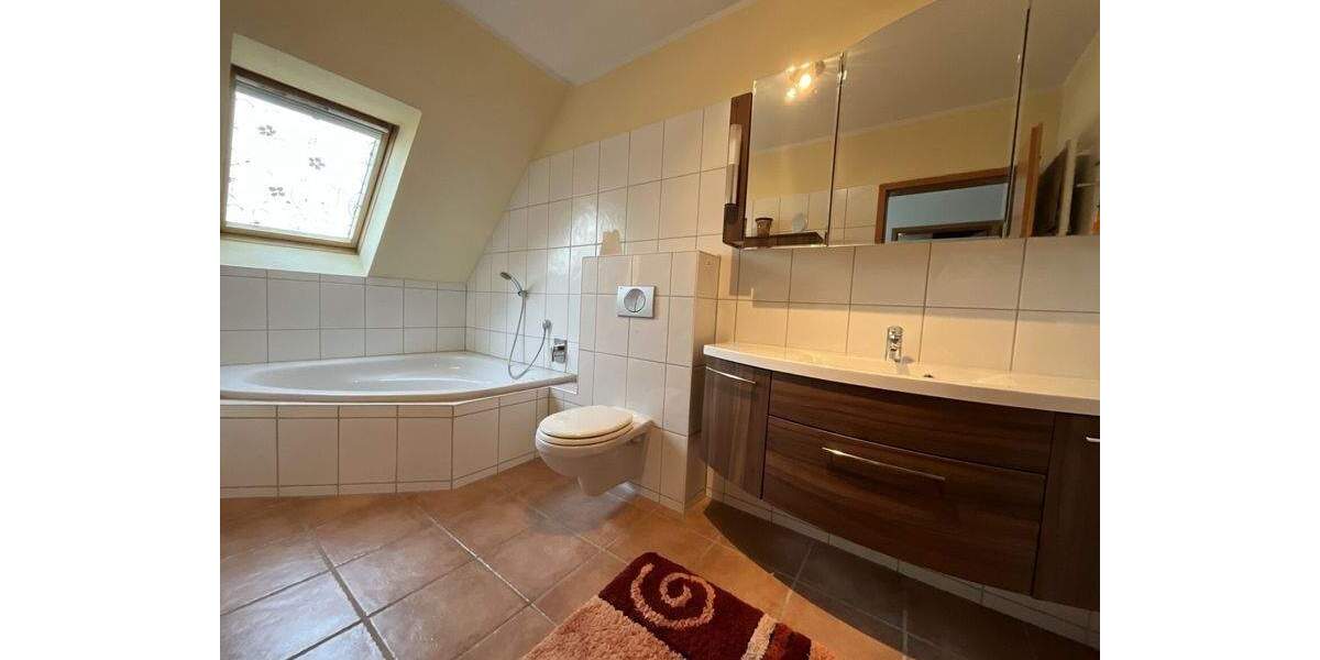 Doppelhaushälfte Braunschweig Waggum - 4 Zimmer, 119 m&sup2;, 1.500&euro; | Angebot:25821197
