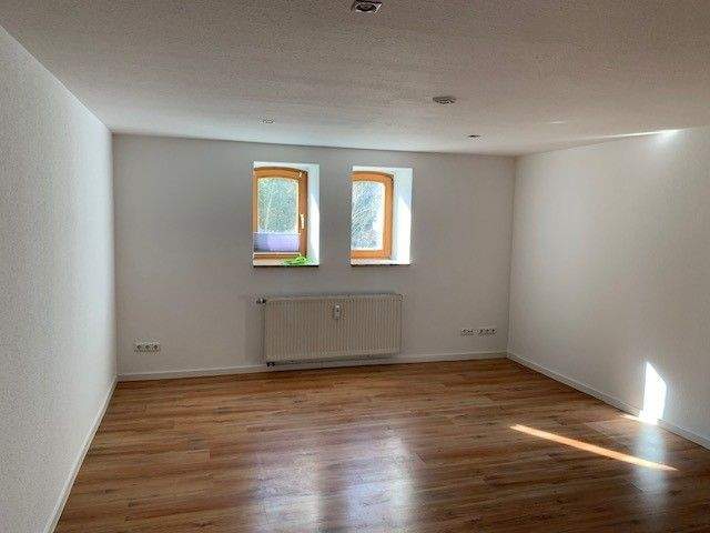 Etagenwohnung Pößneck Pößneck,Stadt - 2 Zimmer, 78 m&sup2;, 575&euro; | Angebot:26205861