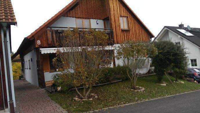 Sulzfeld - schöne 3,5 Zimmer-Wohnung ab sofort
