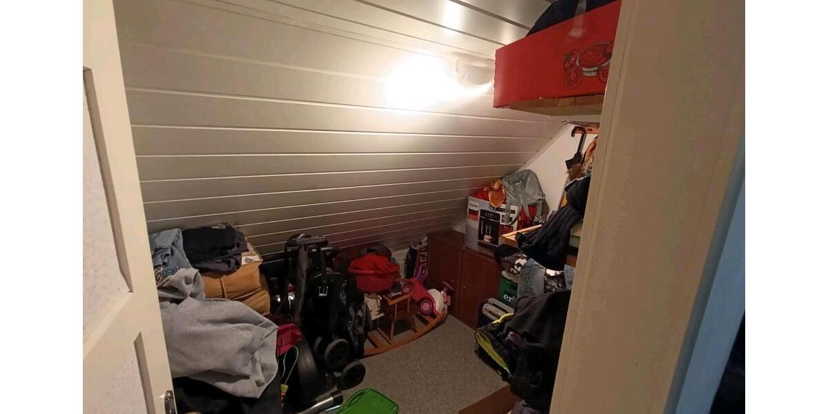 Etagenwohnung Hille - 3.5 Zimmer, 110 m&sup2;, 700&euro; | Angebot:26626001