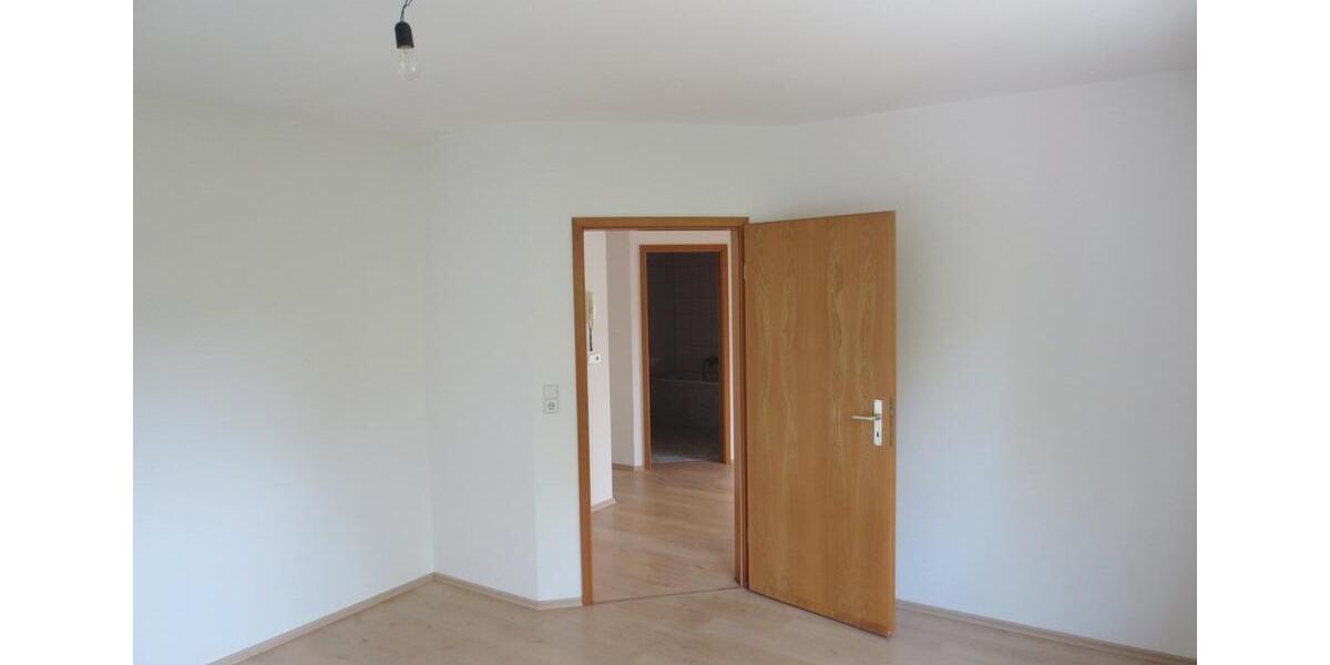 Erdgeschoßwohnung Freiberg - 2 Zimmer, 61 m&sup2;, 460&euro; | Angebot:26697000
