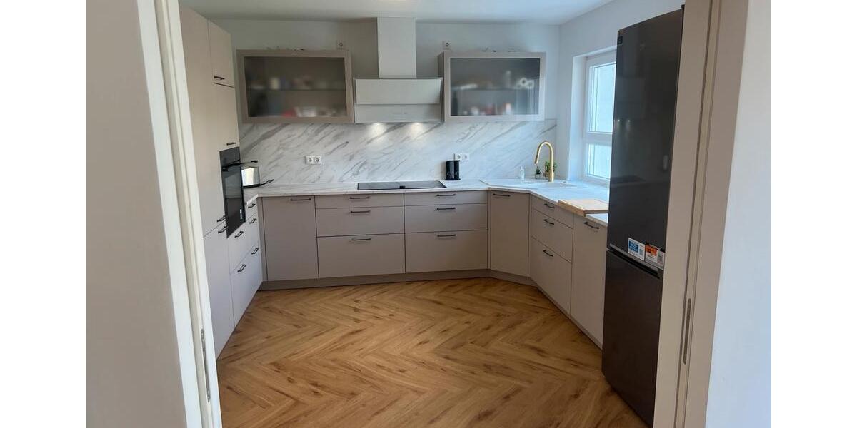 Etagenwohnung Braunschweig Lehndorf-Watenbüttel - 4 Zimmer, 150 m&sup2;, 2.400&euro; | Angebot:25948877
