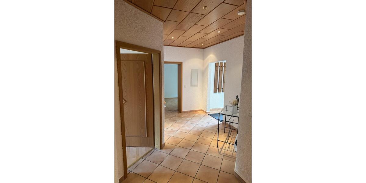 Wohnen auf Zeit Hochheim am Main - 20 Zimmer, 120 m&sup2;, 410&euro; | Angebot:26661323