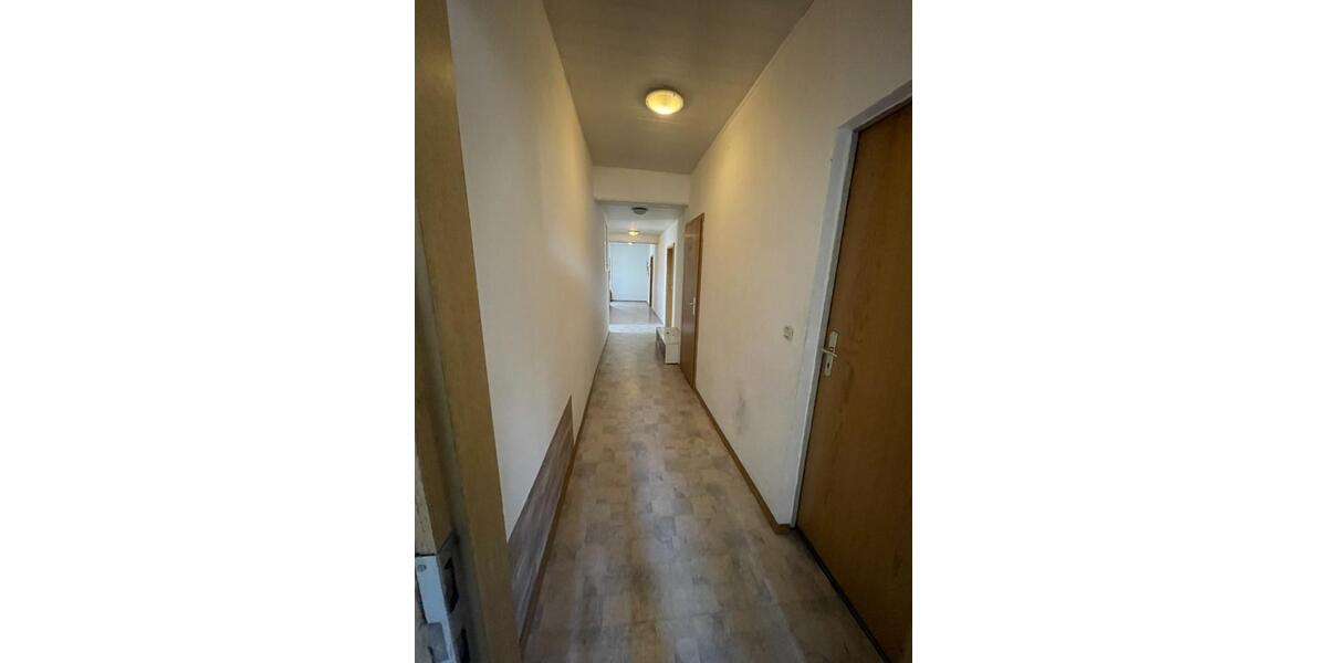 Dachgeschoßwohnung Herne - 9 Zimmer, 180 m&sup2;, 1.530&euro; | Angebot:26126992