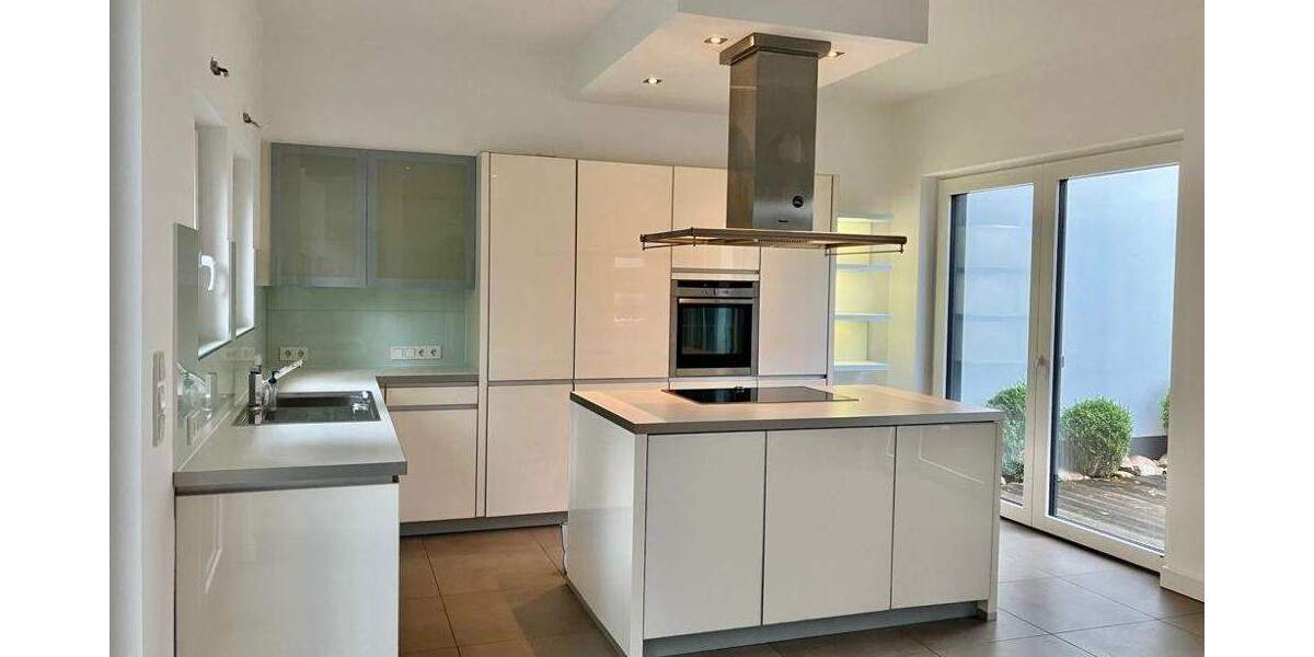 Einfamilienhaus Buchholz in der Nordheide Holm-Seppensen - 5 Zimmer, 249 m&sup2;, 2.610&euro; | Angebot:26157459