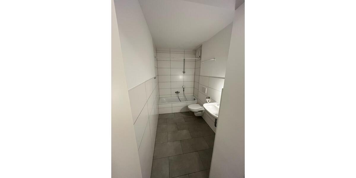 Etagenwohnung Mannheim Neckarstadt-Ost - 2 Zimmer, 65 m&sup2;, 710&euro; | Angebot:26648292