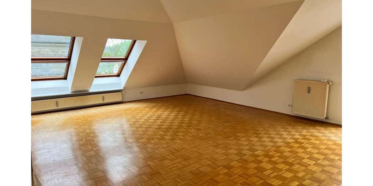 Etagenwohnung Bad Kissingen - 4 Zimmer, 138 m&sup2;, 1.100&euro; | Angebot:25794464