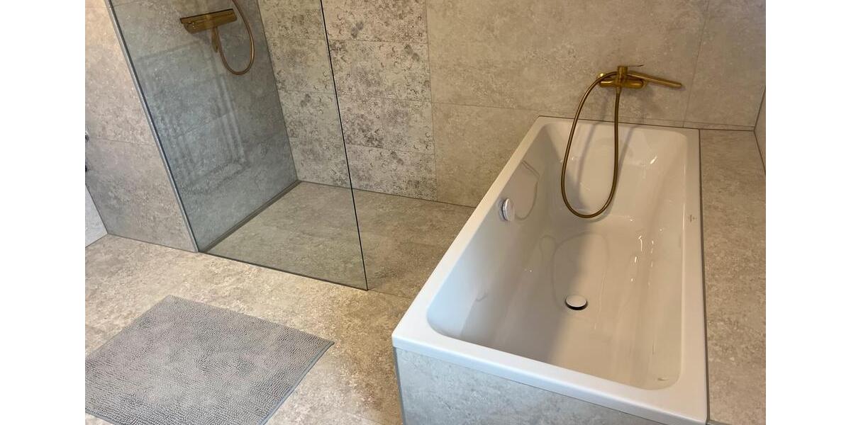 Etagenwohnung Braunschweig Lehndorf-Watenbüttel - 4 Zimmer, 150 m&sup2;, 2.400&euro; | Angebot:25948877