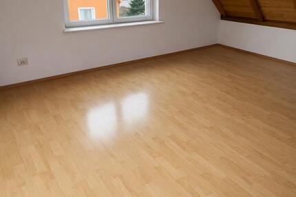 Wohnung Rosdorf - 3 Zimmer, 95 m&sup2;, 1.100&euro; | Angebot:24614327