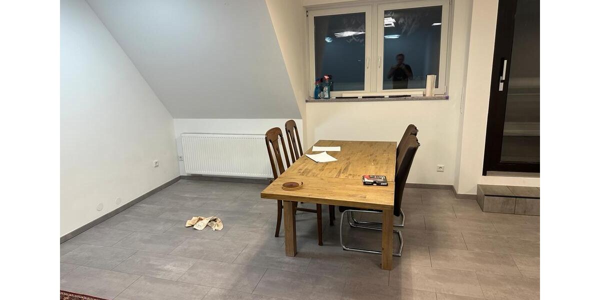 Frisch Renoviert Familiendomizil in Richrath Wohnung Langenfeld 4 zimmer