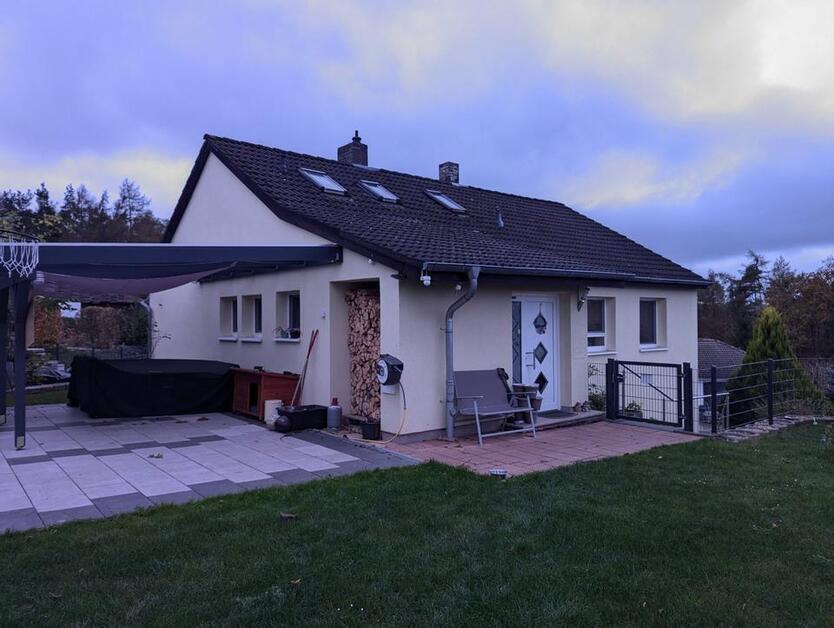 5 Zimmer-Haus mit großem Garten, Terrasse und Balkon