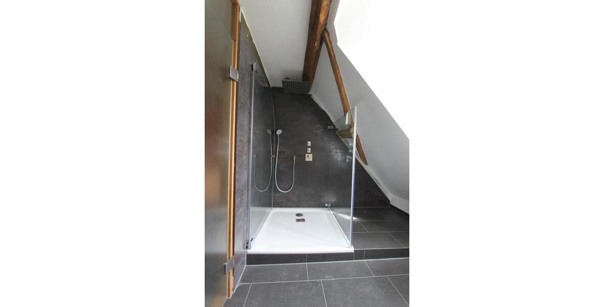 Einfamilienhaus Bad Wimpfen - 9 Zimmer, 252 m&sup2;, 1.950&euro; | Angebot:19418069