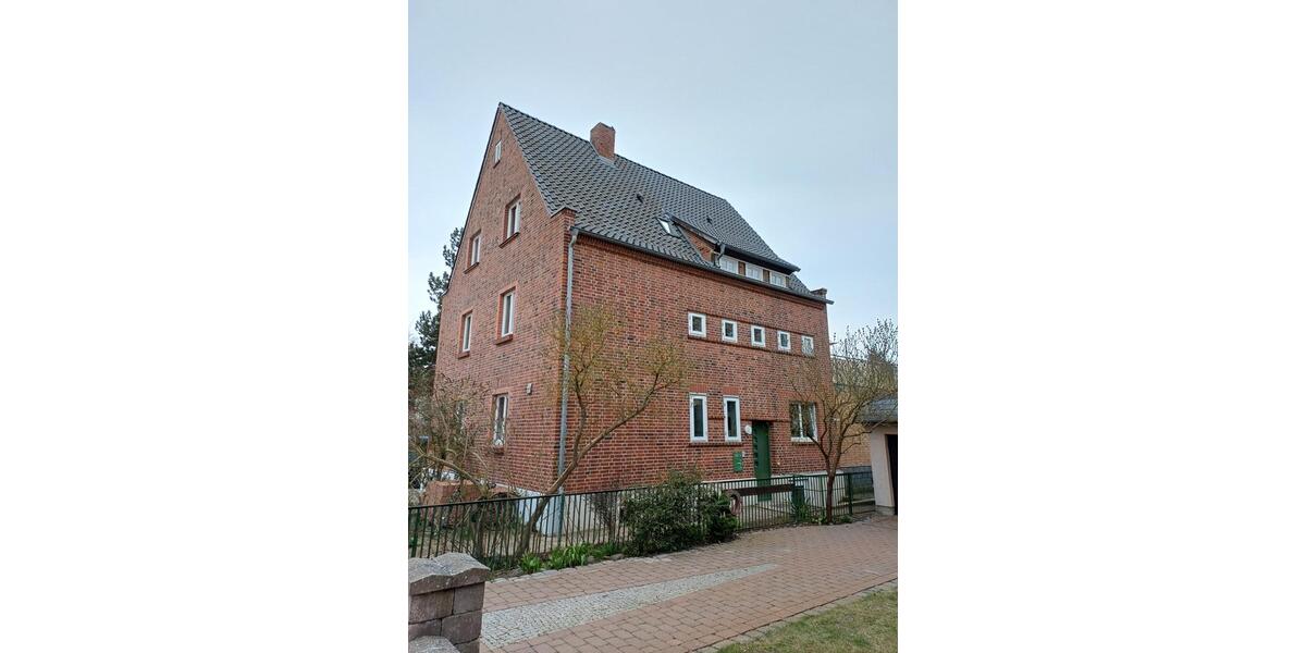 Etagenwohnung Waren (Müritz) - 5 Zimmer, 90 m&sup2;, 750&euro; | Angebot:26637135