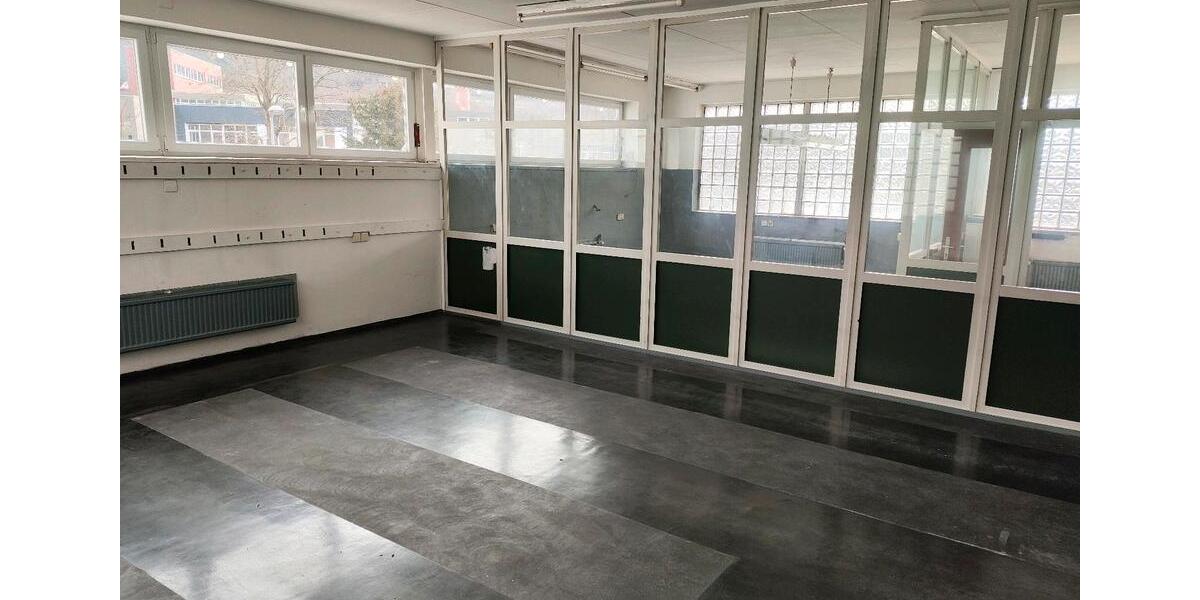 Gewerbeobjekt Oberndorf am Neckar - 1.400&euro; | Angebot:25989934