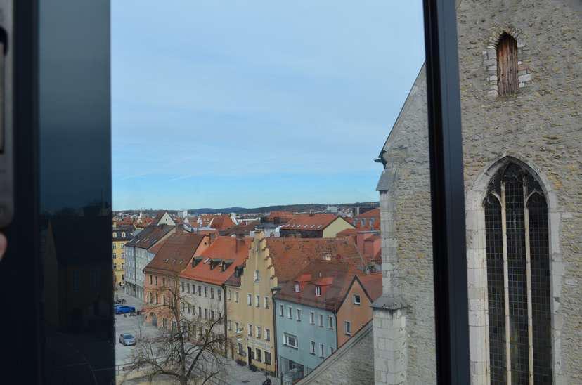 Etagenwohnung Regensburg Kumpfmühl - 2 Zimmer, 94 m&sup2;, 1.480&euro; | Angebot:26538627