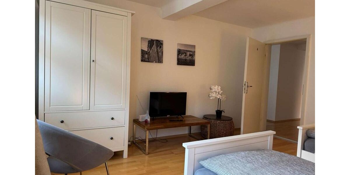 Etagenwohnung Erfurt - 3 Zimmer, 55 m&sup2;, 2.200&euro; | Angebot:26262233