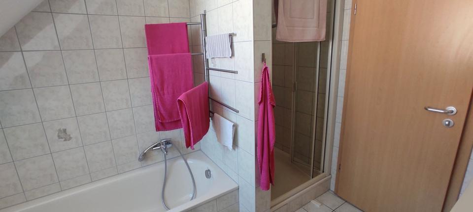 Maisonettenwohnung Niederwerrn - 5 Zimmer, 105 m&sup2;, 830&euro; | Angebot:26609484