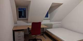 Wohnen auf Zeit Darmstadt Darmstadt-Ost - 8 Zimmer, 15 m&sup2;, 200&euro; | Angebot:26652599