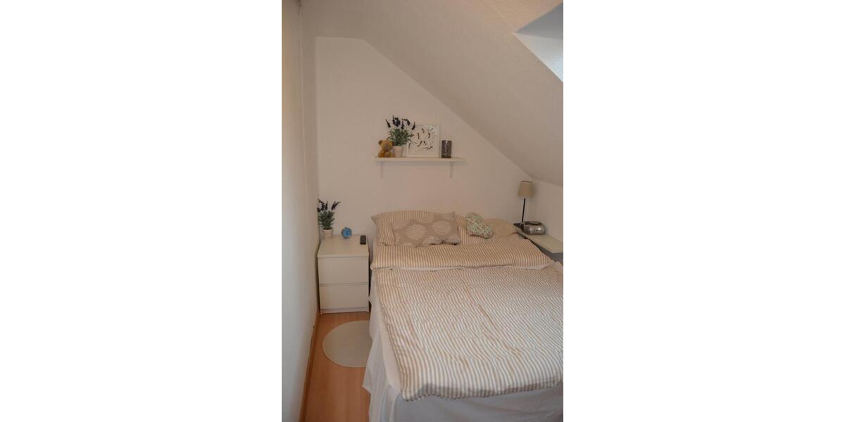 Dachgeschoßwohnung Bruchköbel - 2 Zimmer, 50 m&sup2;, 700&euro; | Angebot:26566715
