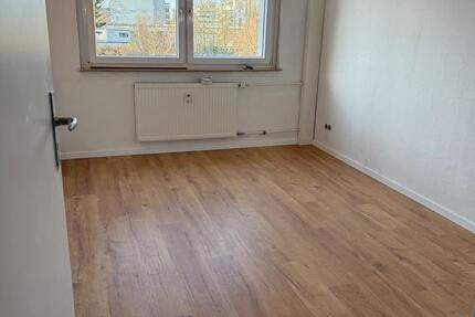 WG-Zimmer in Darmstadt-Mitte–15m² – ab 01.01.20126 1 zimmer