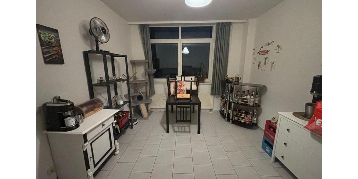 Etagenwohnung Coswig - 2 Zimmer, 101 m&sup2;, 860&euro; | Angebot:26193258