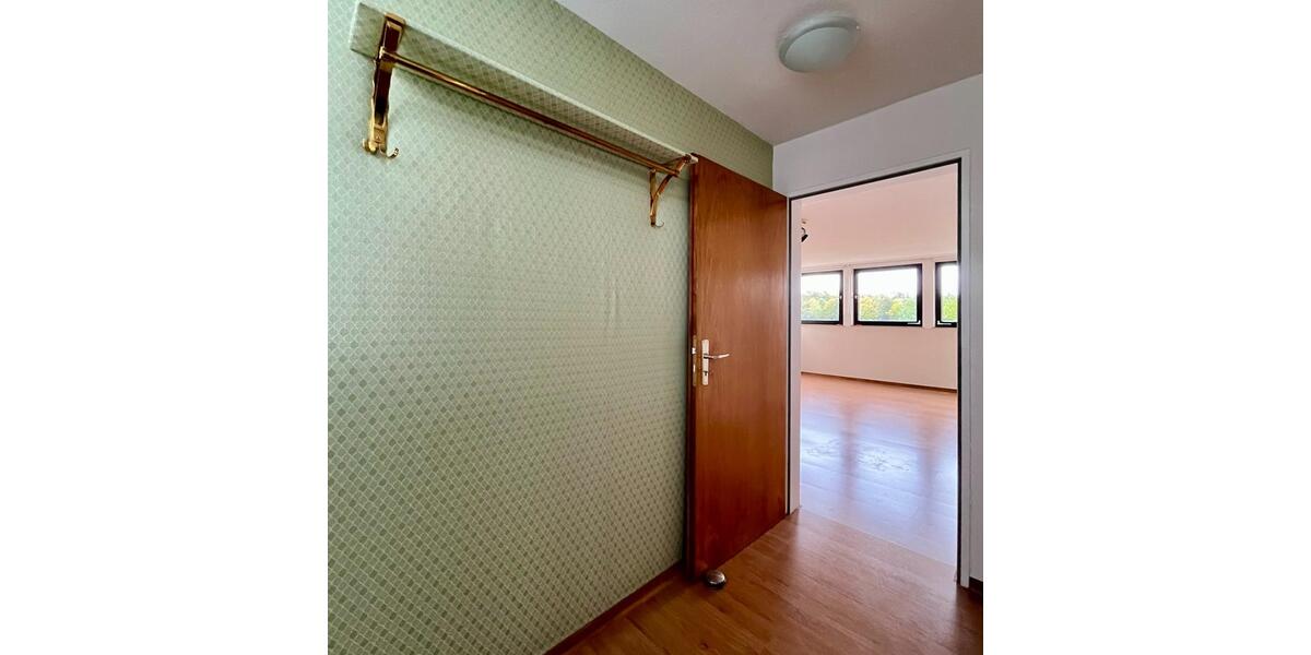 Große 4-Zimmerwohnung mit Doppelgarage. Ideal für Homeoffice 4 zimmer