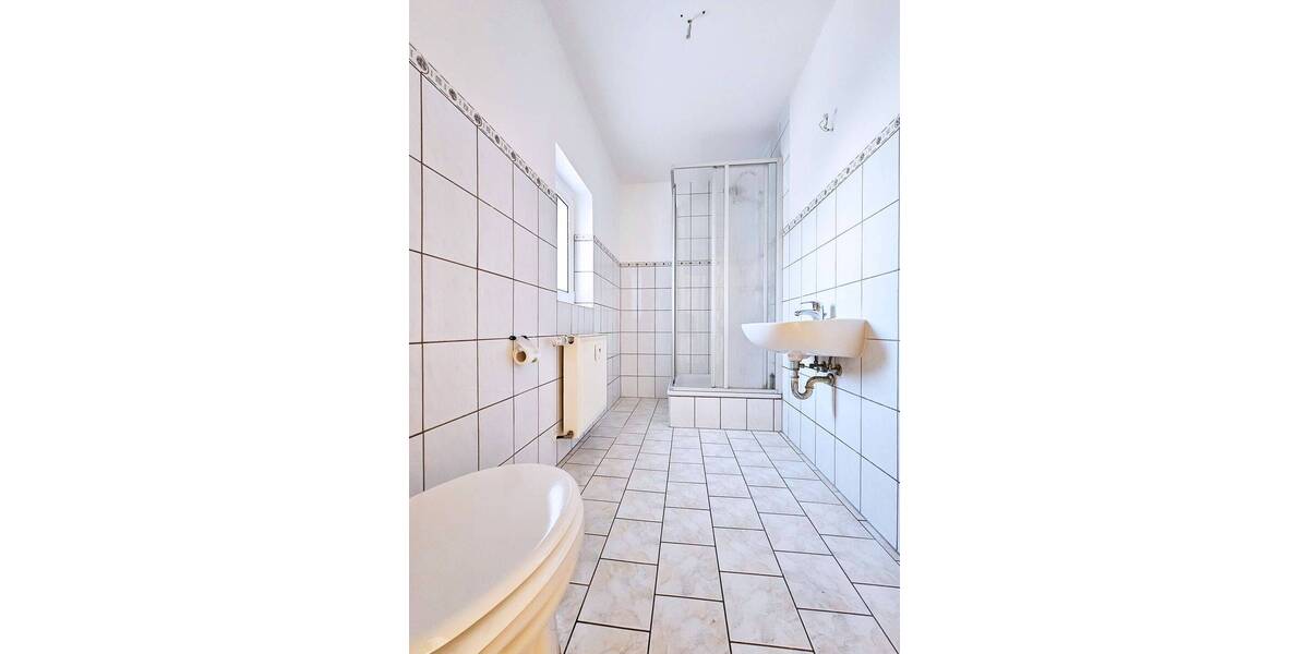 Etagenwohnung Bitterfeld-Wolfen Wolfen - 2 Zimmer, 42 m&sup2;, 270&euro; | Angebot:26656877