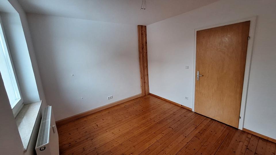 Etagenwohnung Furth im Wald - 4 Zimmer, 91 m&sup2;, 500&euro; | Angebot:26285827