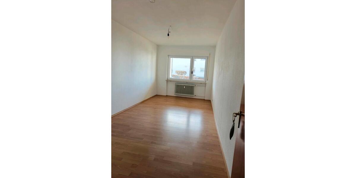 Erdgeschoßwohnung Donzdorf - 3 Zimmer, 102 m&sup2;, 1.060&euro; | Angebot:24831897