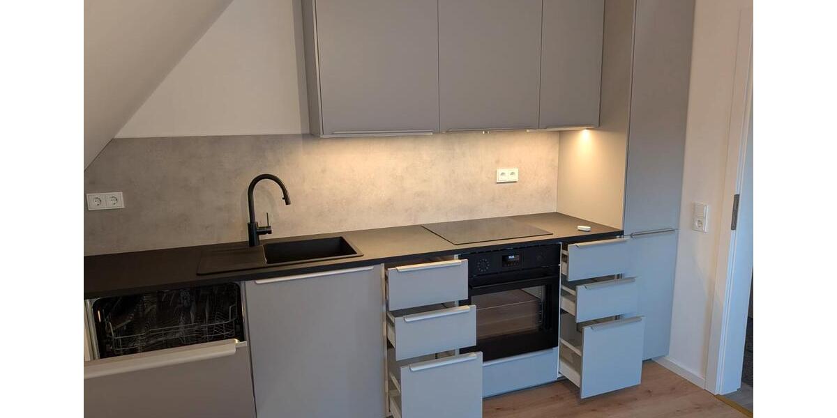Dachgeschoßwohnung Gummersbach Berstig Süd - 3 Zimmer, 70 m&sup2;, 900&euro; | Angebot:26062545