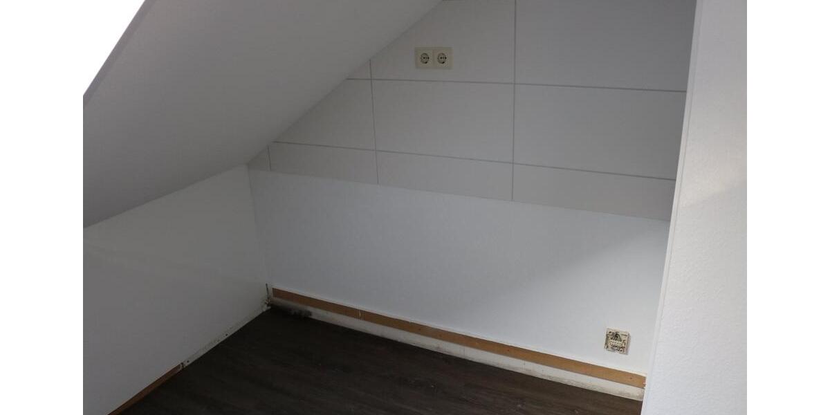 Dachgeschoßwohnung Ruppertsweiler - 2 Zimmer, 45 m&sup2;, 350&euro; | Angebot:24839561