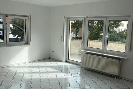 Wohnung Pohlheim - 3 Zimmer, 90 m&sup2;, 850&euro; | Angebot:23704881
