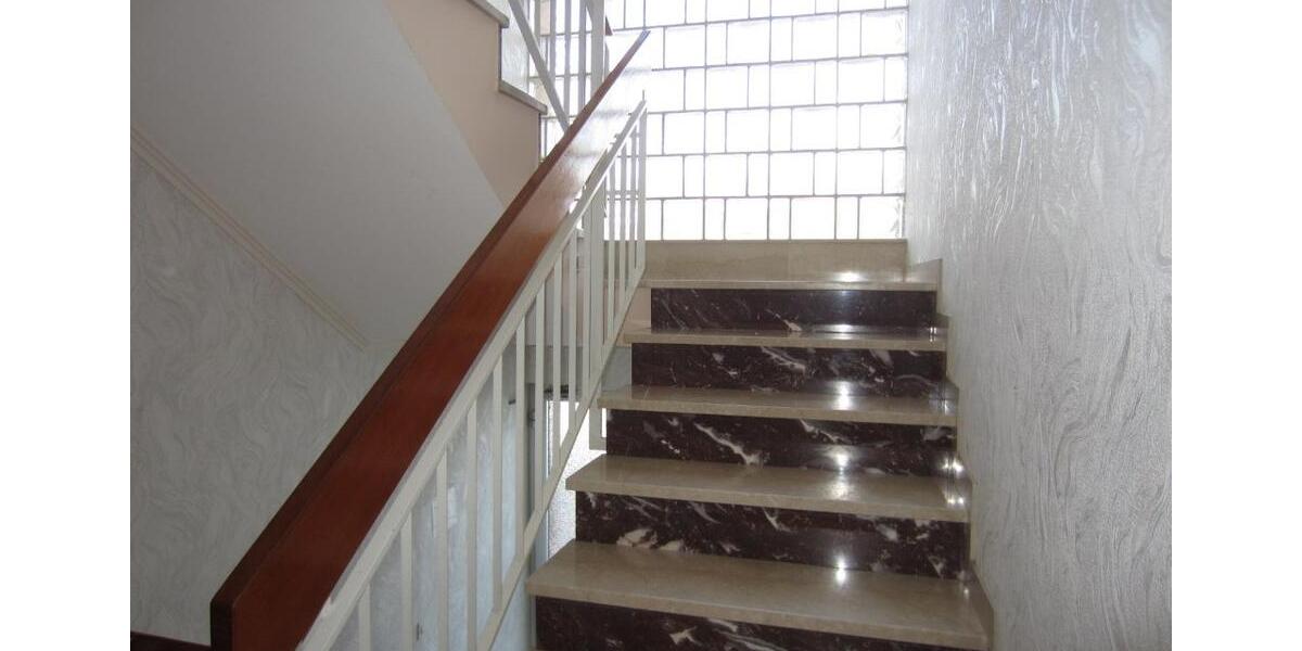 Dachgeschoßwohnung Bad Schwalbach - 3 Zimmer, 94 m&sup2;, 750&euro; | Angebot:25991168