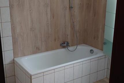 Wohnung Sonneberg - 3 Zimmer, 89 m&sup2;, 680&euro; | Angebot:24743895