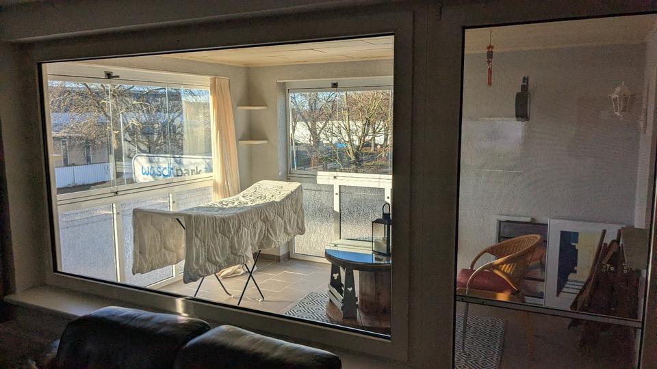 Etagenwohnung Lage - 4 Zimmer, 160 m&sup2;, 1.350&euro; | Angebot:25908425