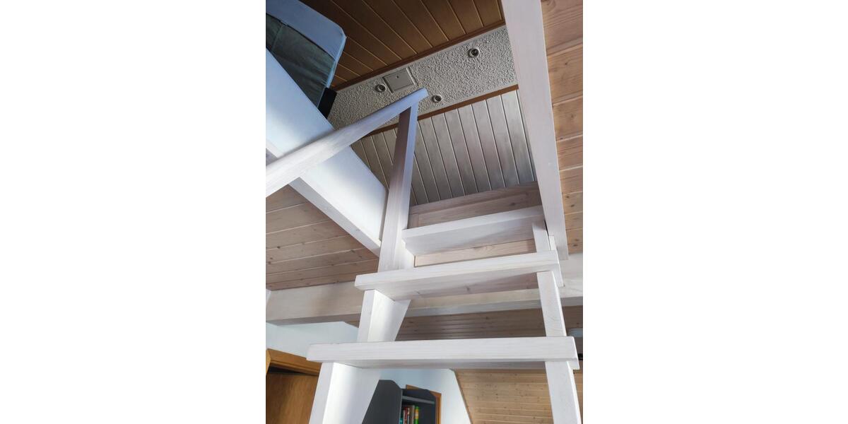 Dachgeschoßwohnung Drei Gleichen - 2.5 Zimmer, 70 m&sup2;, 540&euro; | Angebot:26483246