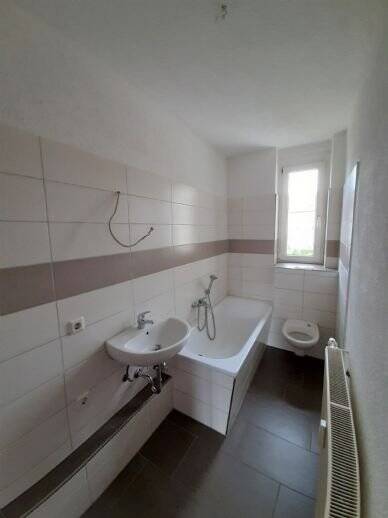 Etagenwohnung Löbau - 3 Zimmer, 67 m&sup2;, 454&euro; | Angebot:26641658