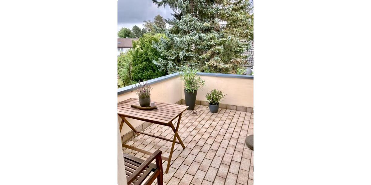 Etagenwohnung Hannover Döhren-Wülfel - 4 Zimmer, 100 m&sup2;, 2.450&euro; | Angebot:24657527