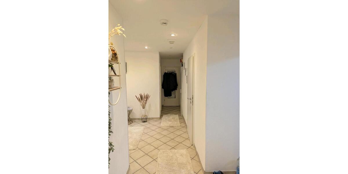 Etagenwohnung Siegen Weidenau - 3 Zimmer, 83 m&sup2;, 680&euro; | Angebot:25025781