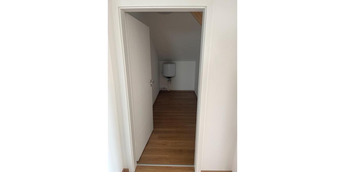 Dachgeschoßwohnung Rheinmünster - 3 Zimmer, 100 m&sup2;, 1.000&euro; | Angebot:26611026