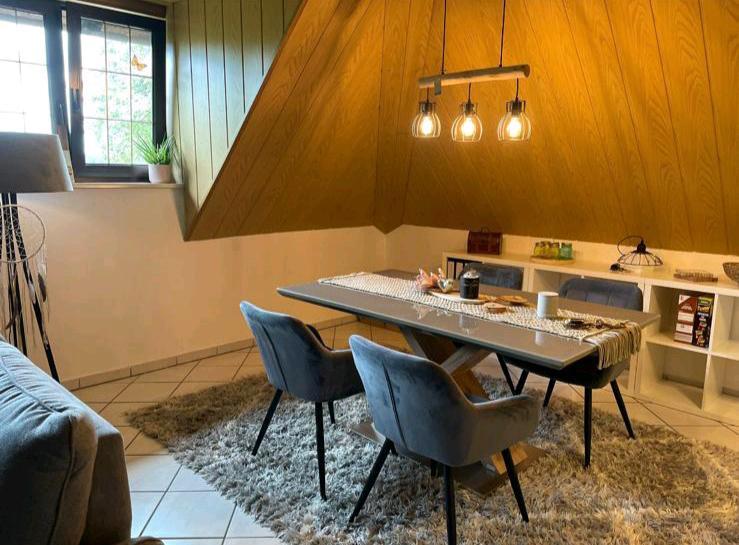 Dachgeschoßwohnung Hürtgenwald - 1 Zimmer, 62 m&sup2;, 610&euro; | Angebot:26088213