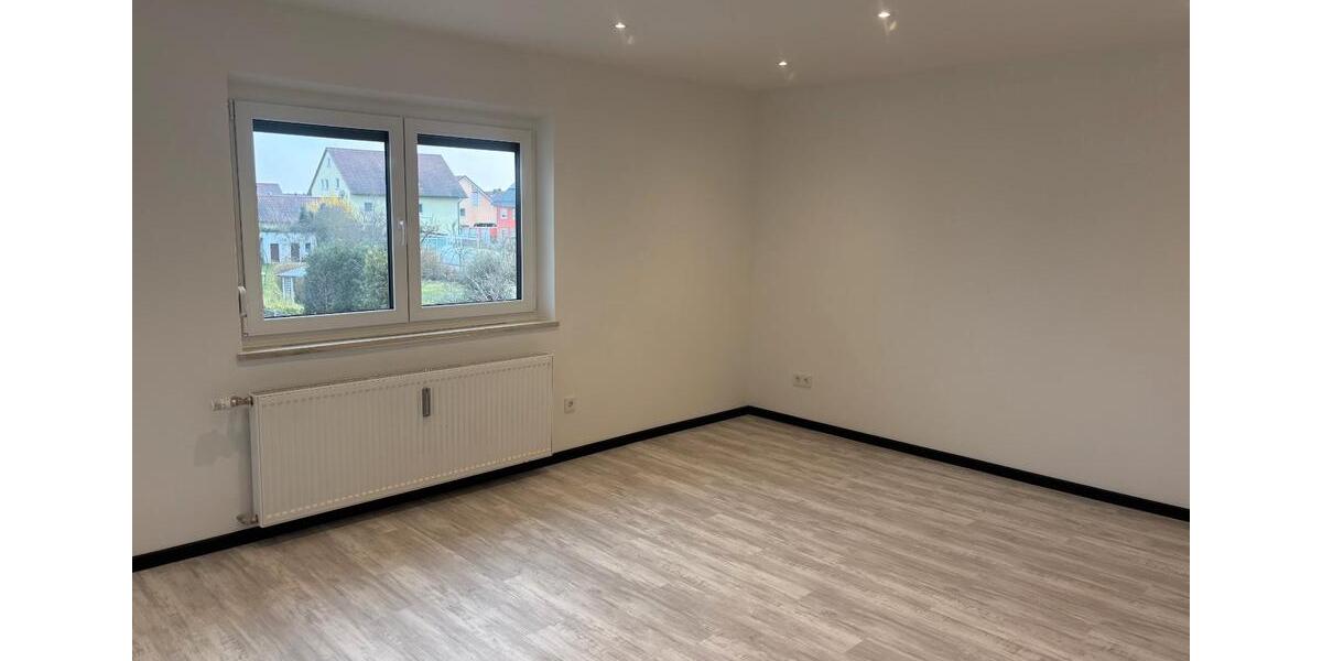 Etagenwohnung Tegernheim - 3 Zimmer, 70 m&sup2;, 600&euro; | Angebot:25980143