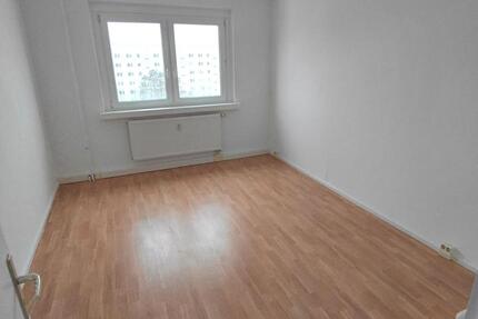 Wohnung Borna - 3 Zimmer, 68 m&sup2;, 426&euro; | Angebot:25126834