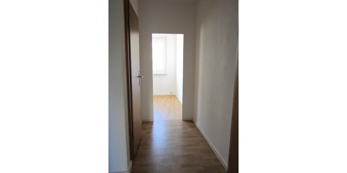 Etagenwohnung Crimmitschau - 4 Zimmer, 87 m&sup2;, 589&euro; | Angebot:19635396