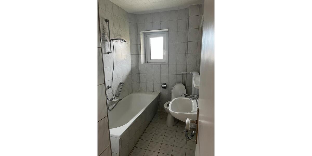 Etagenwohnung Bogen - 2 Zimmer, 50 m&sup2;, 680&euro; | Angebot:26439376