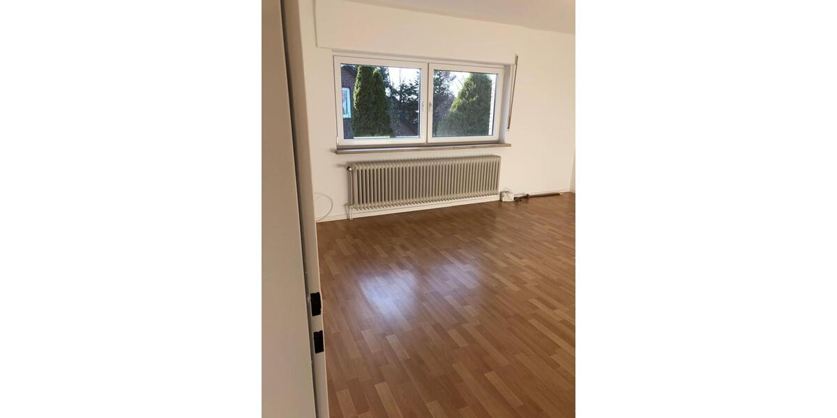 Etagenwohnung Saterland - 2 Zimmer, 85 m&sup2;, 645&euro; | Angebot:26644656
